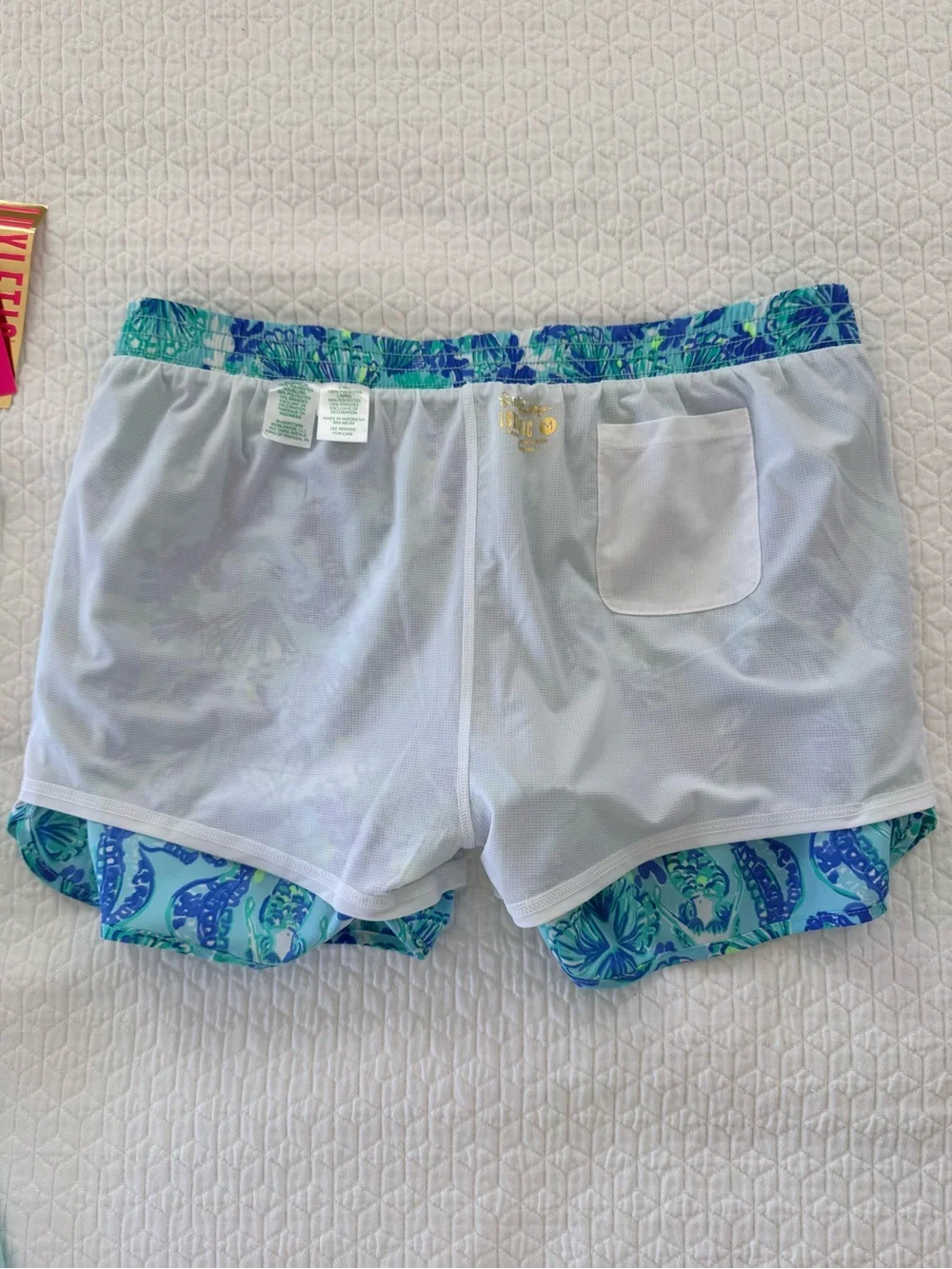 S- Lilly Pulitzer Seafoam Racerback Tank and M- Ocean Trail Shorts - Picture 12 of 12